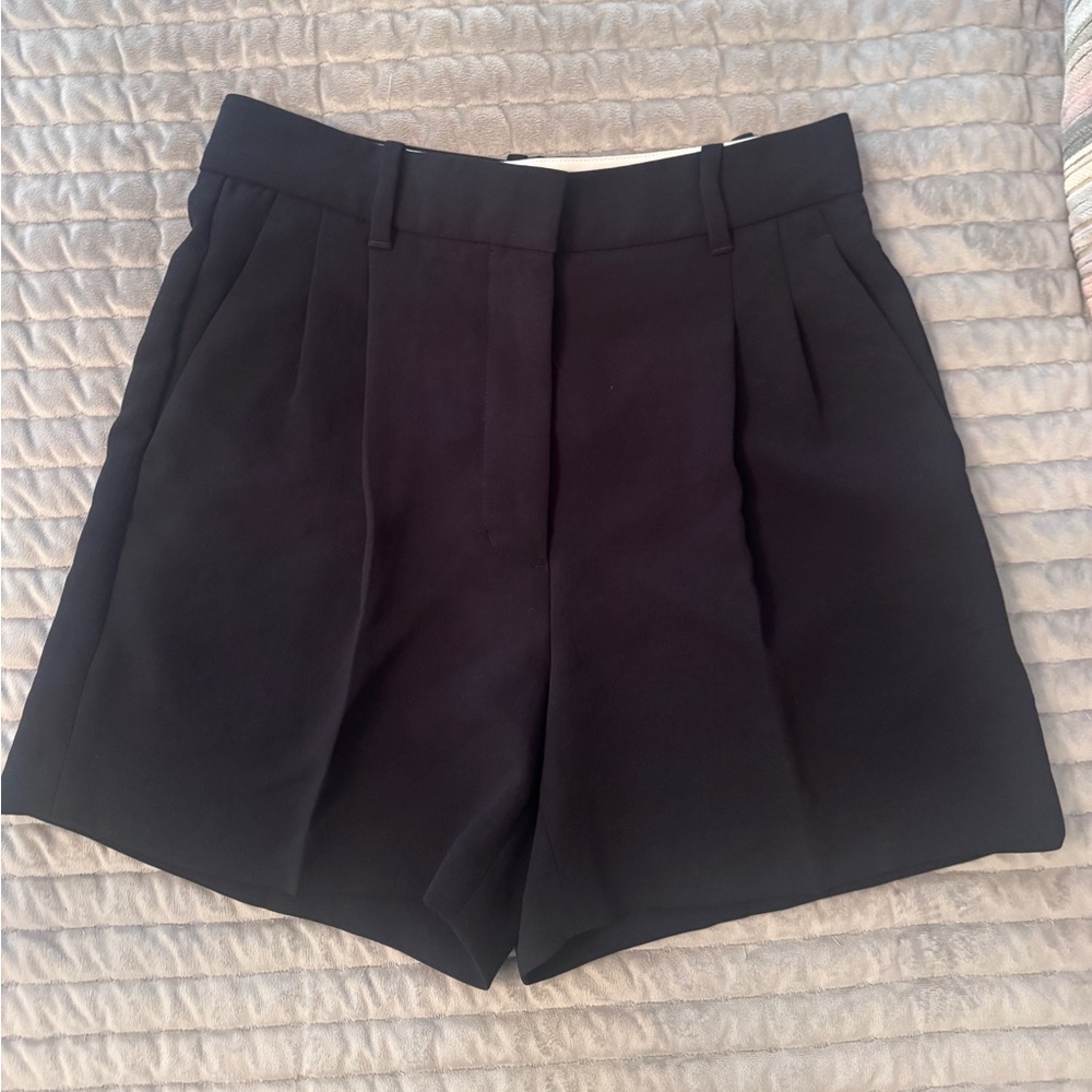 Aritzia Wilfred High Waist Black Shorts